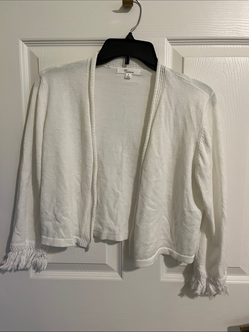 89th Madison White Open-Front Fringe Hem sleeve Cardigan